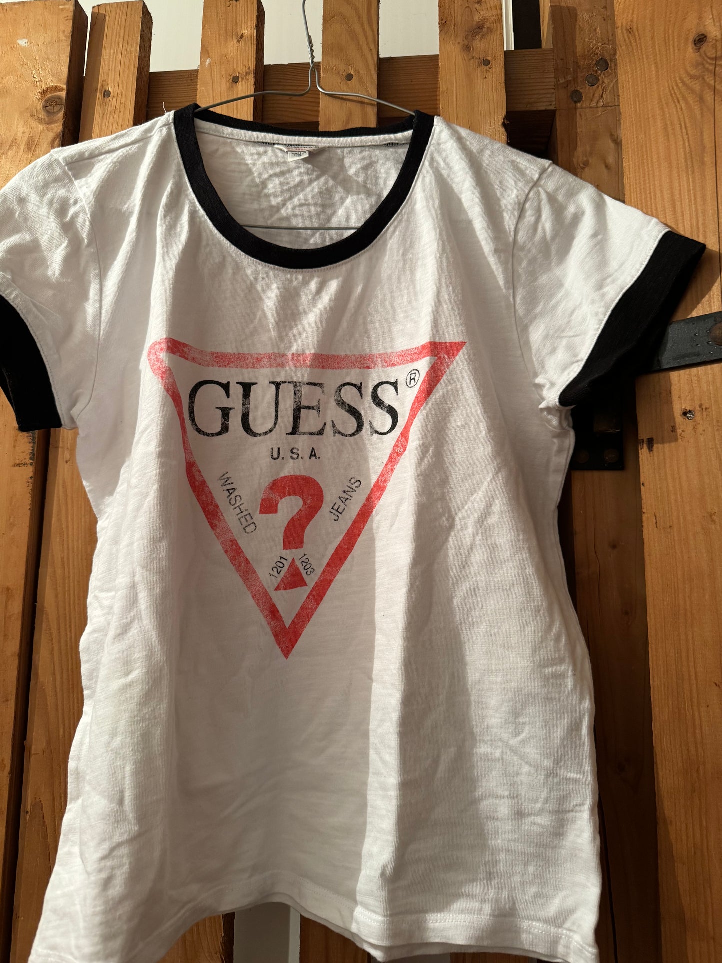 GUESS SHIRT