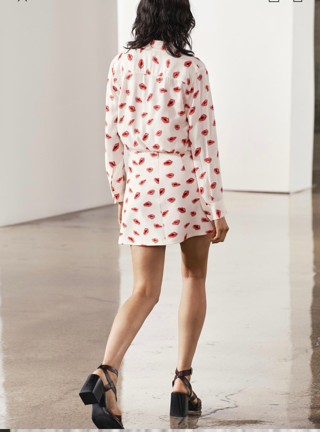 Playful Kiss Print Dress